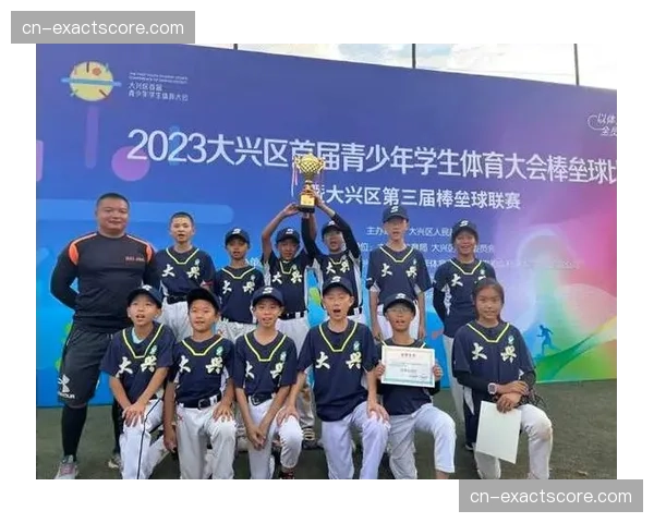韩国女子垒球联赛：现代制铁队1-0险胜三星生命队，投手车延熙完投完封